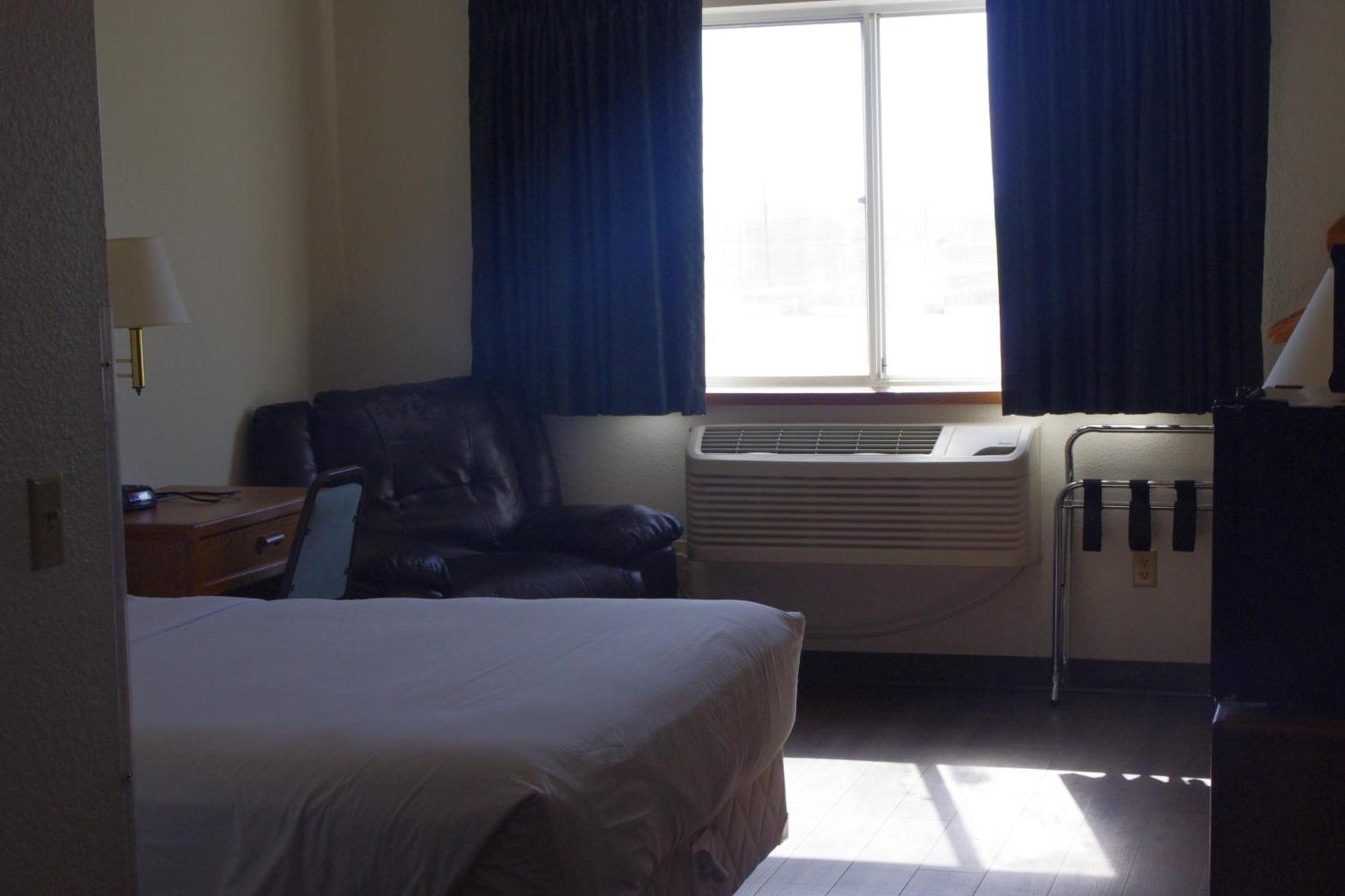 Selby Motel Екстериор снимка